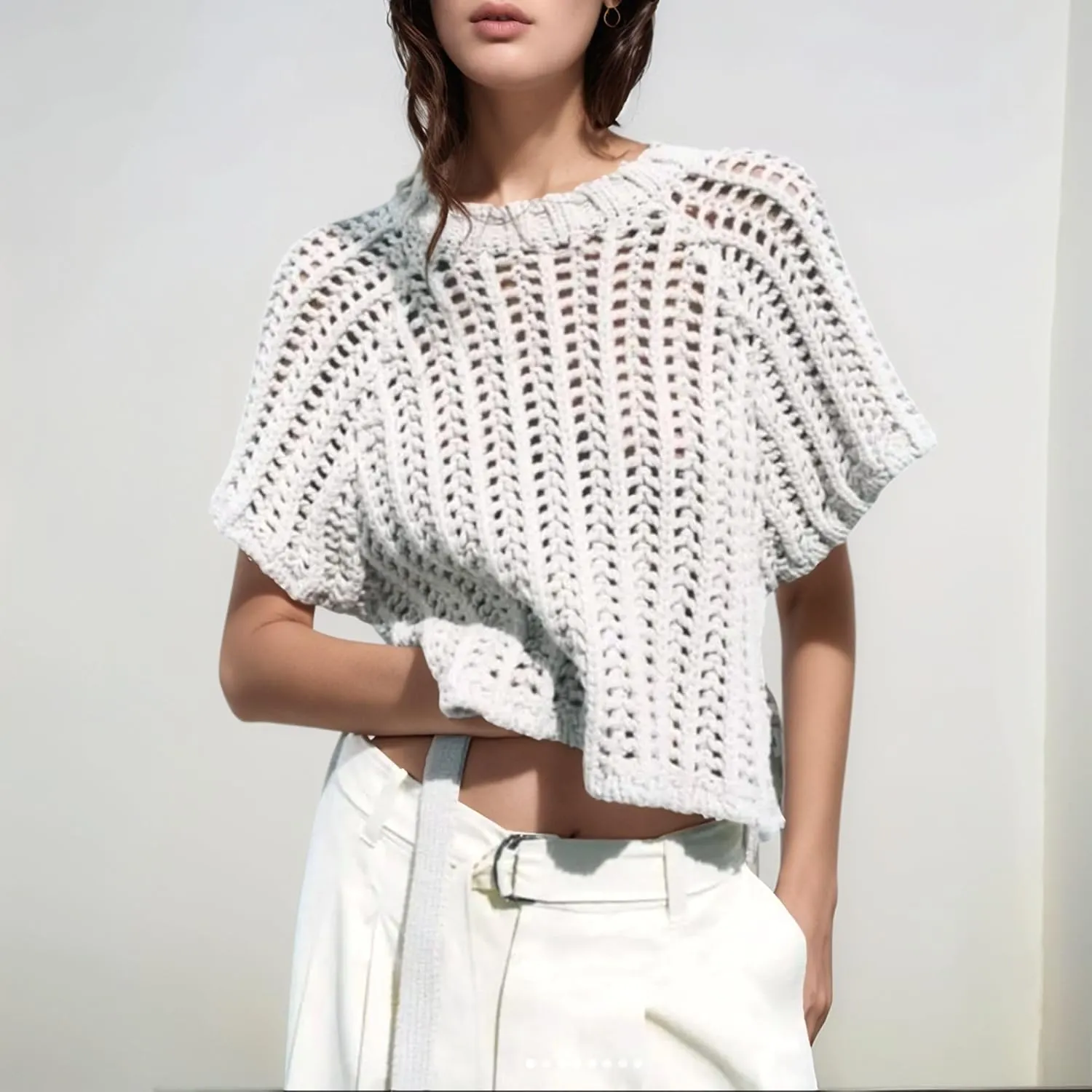 FindThy Womens Chunky Cropped Sweater Vest Side Bow Tie Crew Neck Trendy Pullover Knit Tank Tops