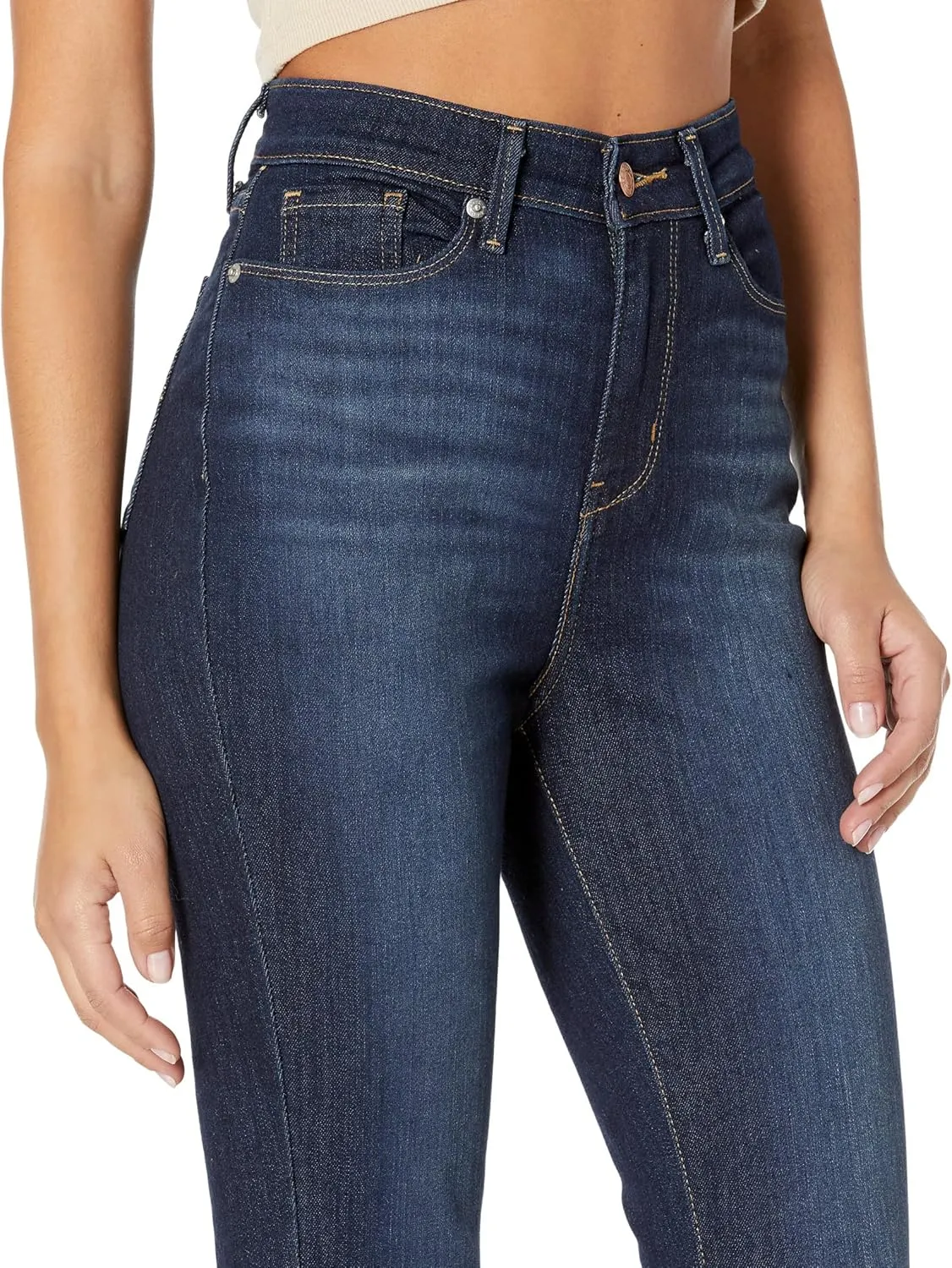Levi Strauss Signature Gold Women's Ultra High-Rise Jegging (Available in Plus Size)