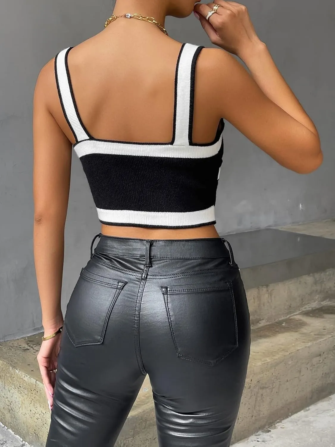 SweatyRocks Women's Sleeveless V Neck Wrap Crop Top Color Block Knitted Vest Tank Tops