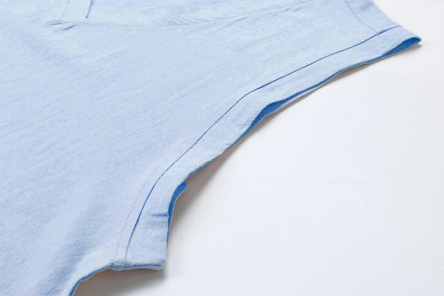 utcoco Men's Cotton Linen Tank Top Solid Color V-Neck Cut Off Tee Summer Beach Sleeveless Shirts for Men