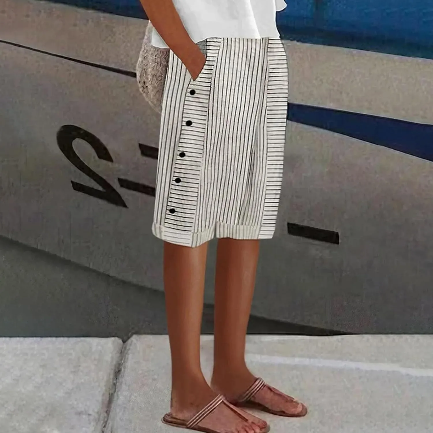 Women's Striped Linen Crop Pants Trendy Wide Leg Side Button Above Knee Fifth Trouser Summer Beach Flowy Casual Short