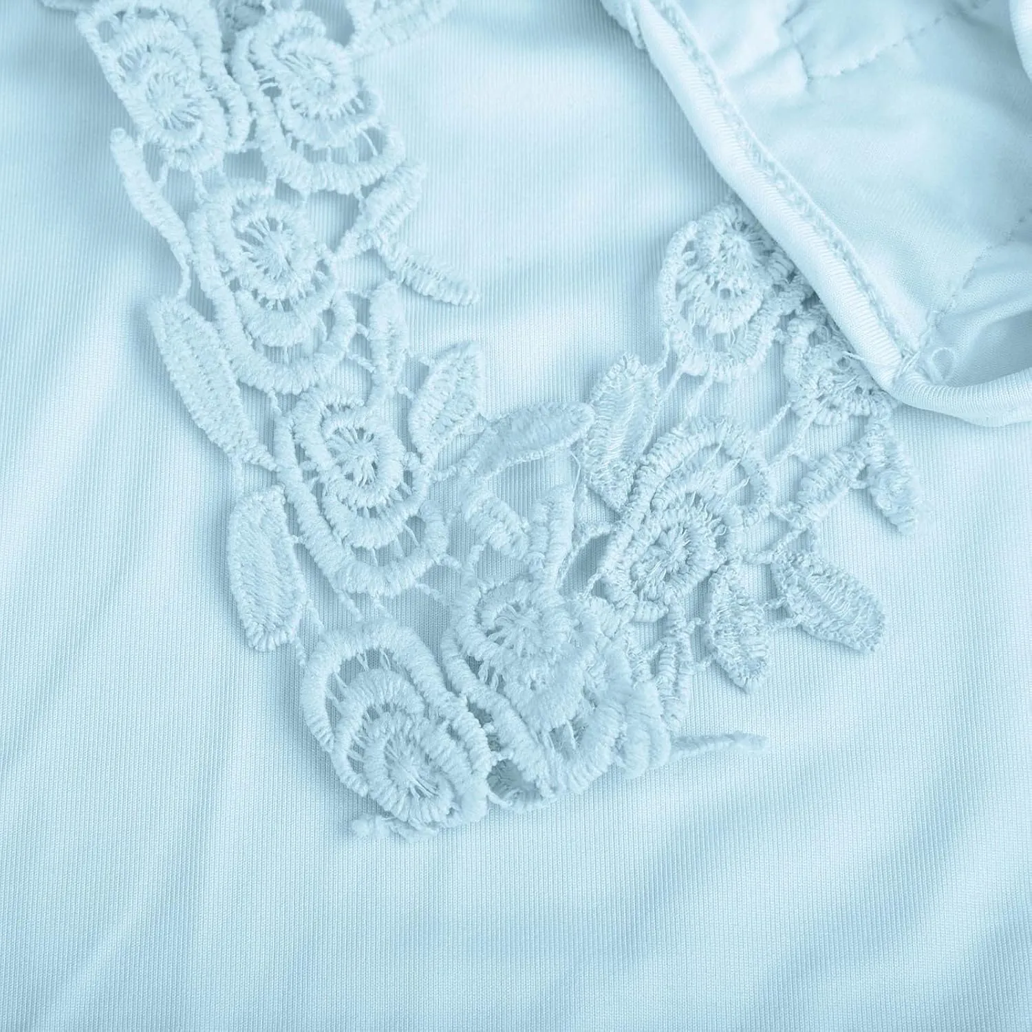 Womens Tops Casual Summer Short Sleeve Lace Neckline Patchwork Fashion T-Shirt Dressy Fashion Loose Blouse 2024 Solid